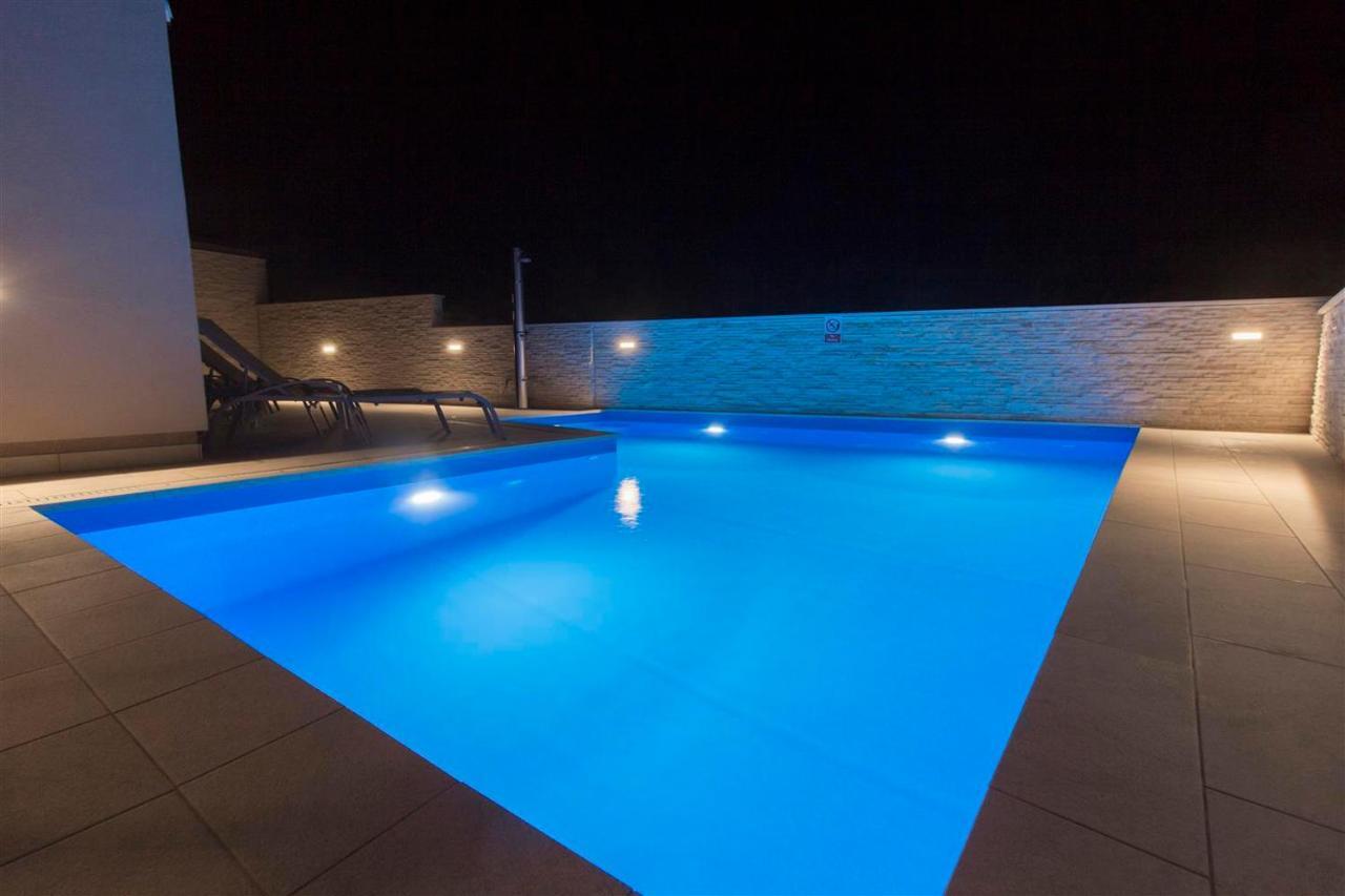 Villa Top Of Murter, One Bedroom Apartment מראה חיצוני תמונה