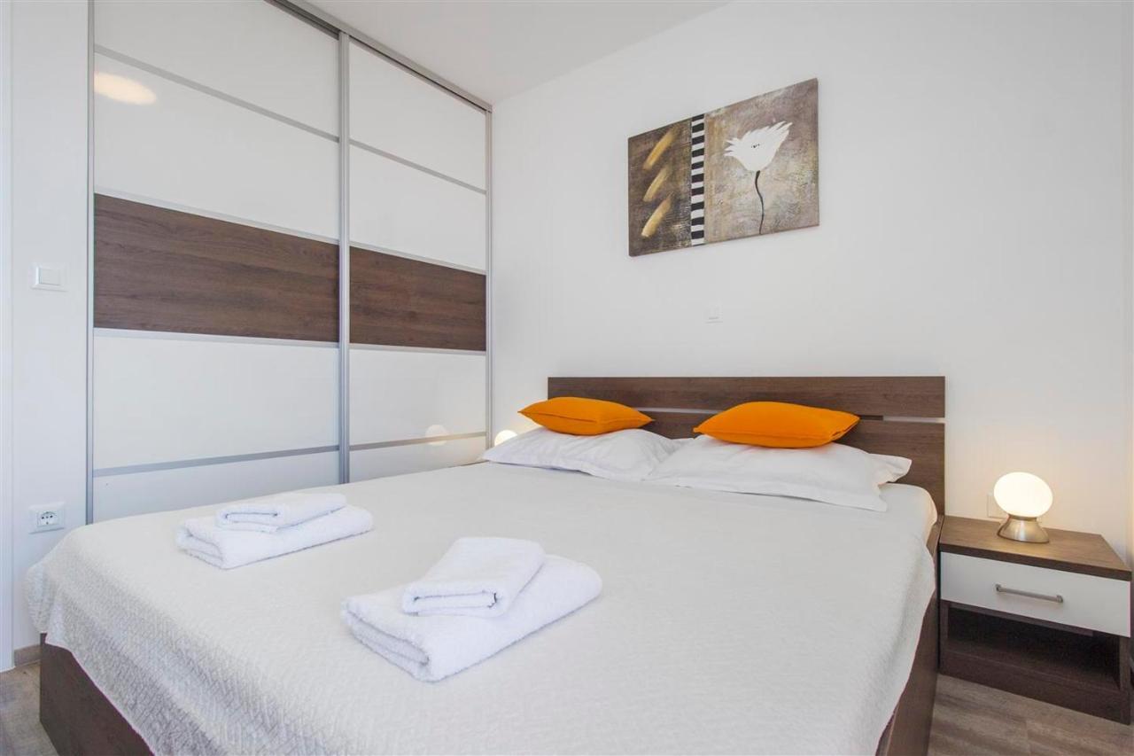 Villa Top Of Murter, One Bedroom Apartment מראה חיצוני תמונה