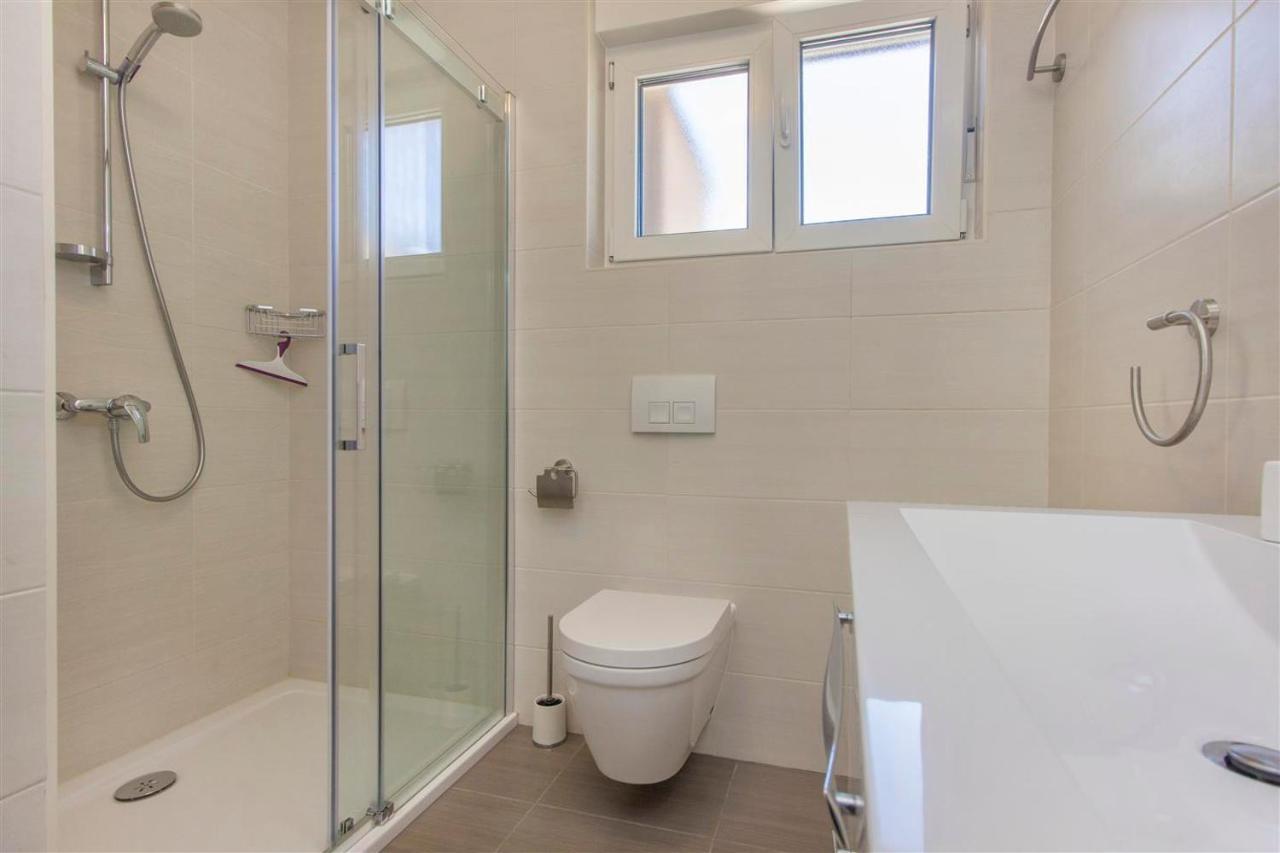 Villa Top Of Murter, One Bedroom Apartment מראה חיצוני תמונה